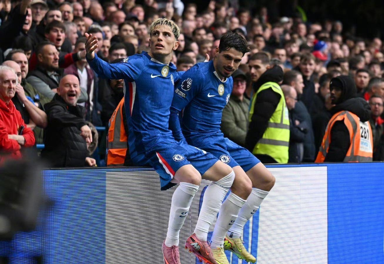 合同明夏到期，格策：我明年34岁了，若还能帮助球队就很积极