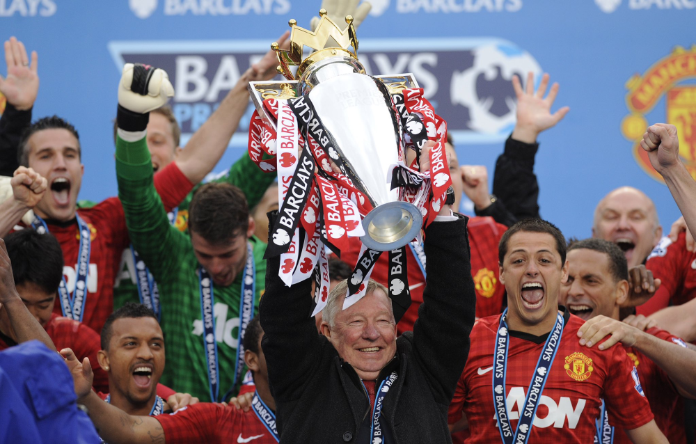 传闻：枪手、蓝军、红军、曼联和拜仁与卡马文加联系在一起