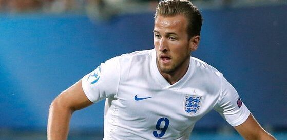 亚泰官方：对刘议阳实施“三停”；此前他被女友控诉出轨、裸聊